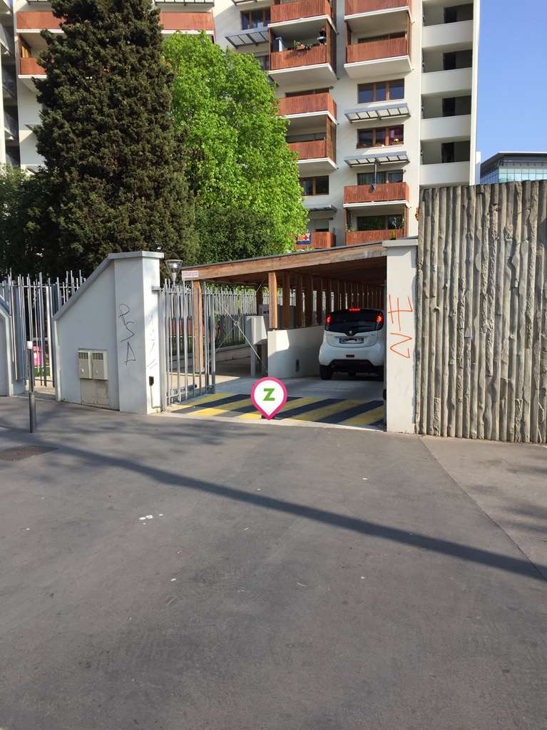 Lyon - Garibaldi - Gambetta - Parking réservable en ligne - Lyon