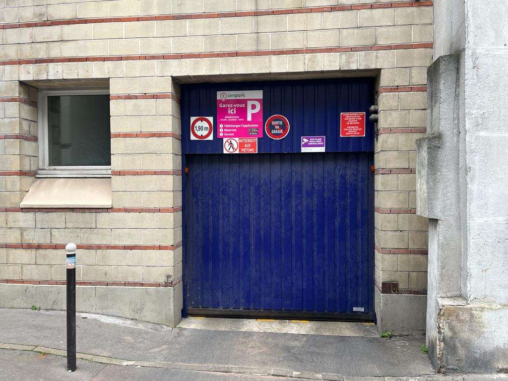 Paris - Porte de Bagnolet - mk2 Gambetta - Parking réservable en ligne - Paris