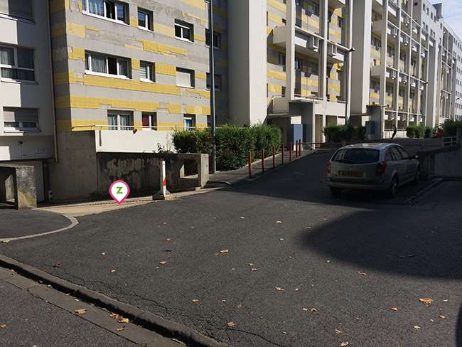 Reims - Courlancy - Comédie - Parking réservable en ligne - Reims