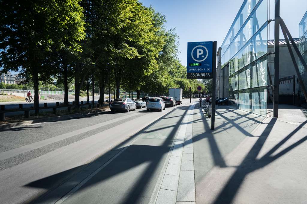 Parking Saemes Quai branly-Tour Eiffel - Parking - Paris