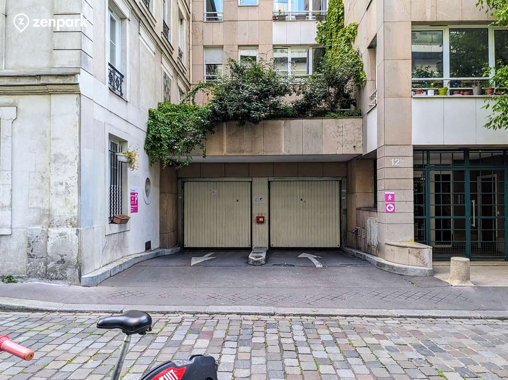 Paris - Rue Saint Maur - Avenue de la République - Parking réservable en ligne - Paris