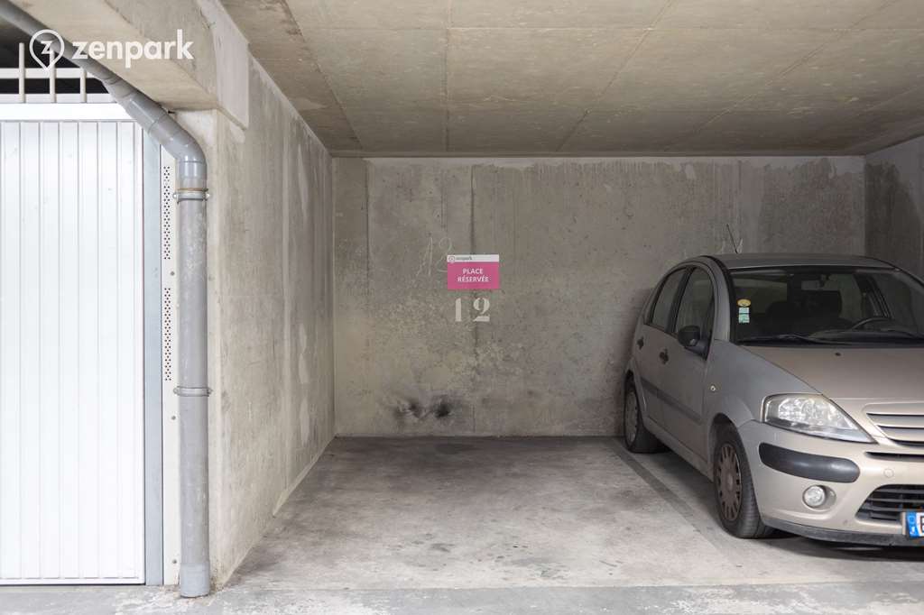 Paris - Crimée - Corentin Cariou - Parking réservable en ligne - Paris