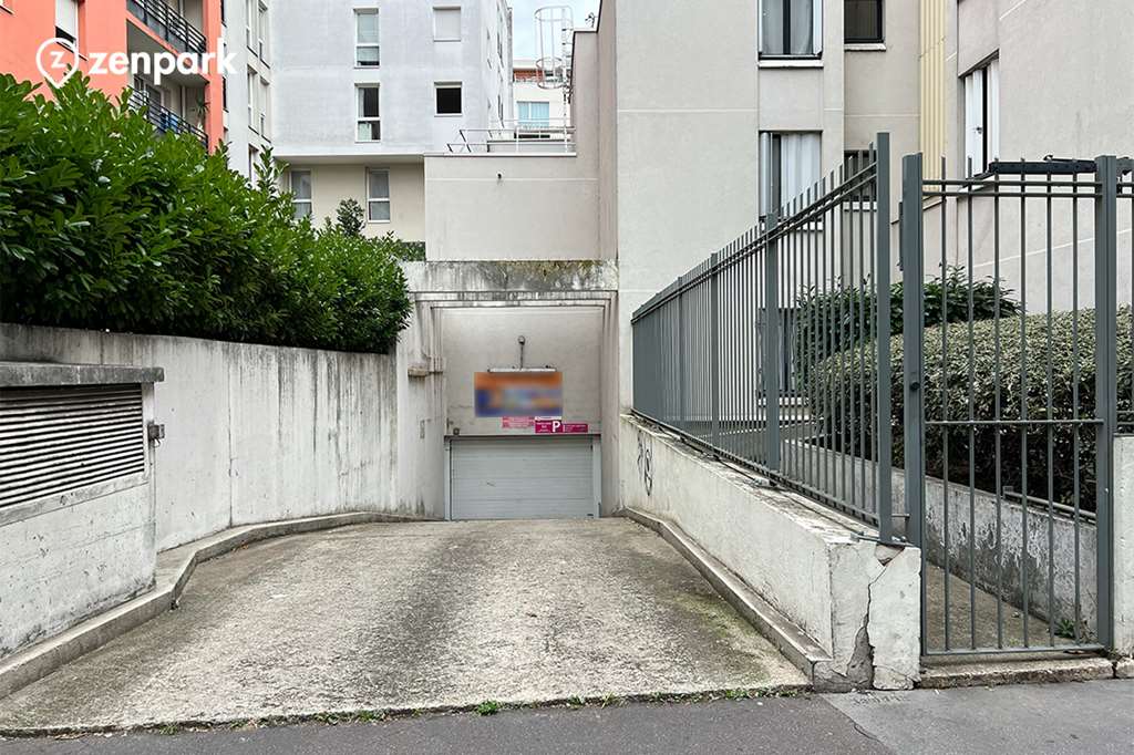 Paris - Vaugirard - Falguière - Parking réservable en ligne - Paris