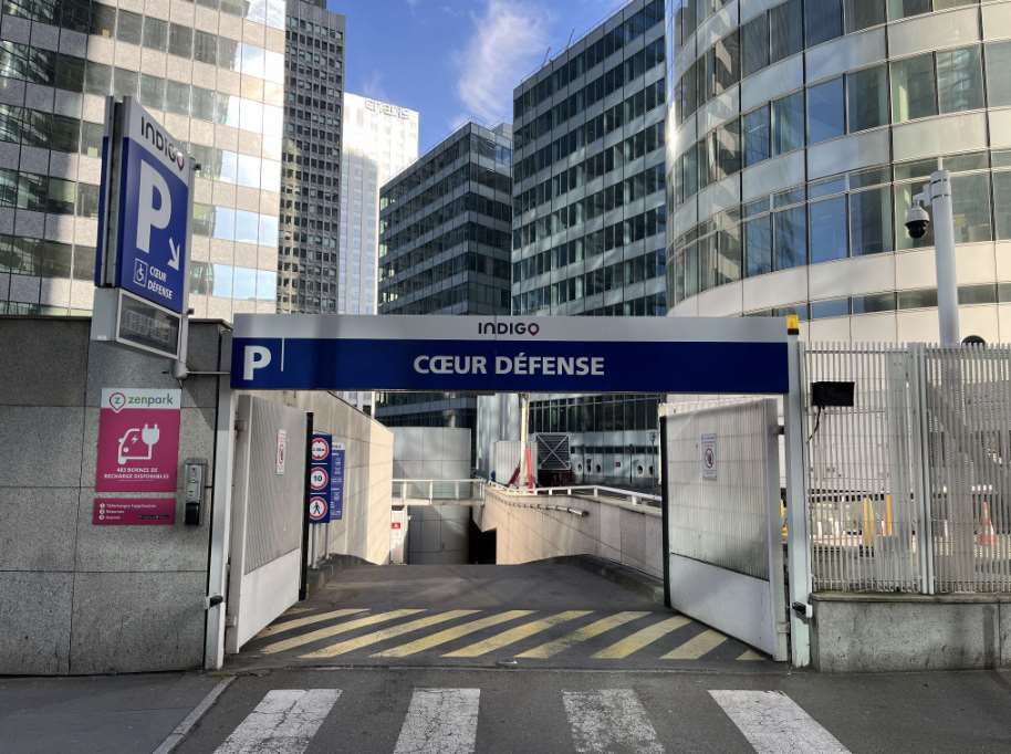 Courbevoie - Cœur Défense - Grande Arche - Parking réservable en ligne - Courbevoie